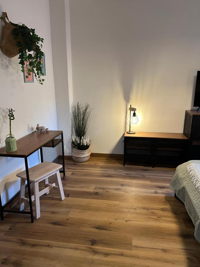 Stylish Apartment 3 Km Away From Duomo - Netflix, Wi-Fi, All Comforts Included Милан Экстерьер фото