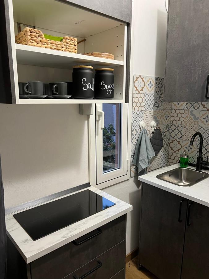 Stylish Apartment 3 Km Away From Duomo - Netflix, Wi-Fi, All Comforts Included Милан Экстерьер фото