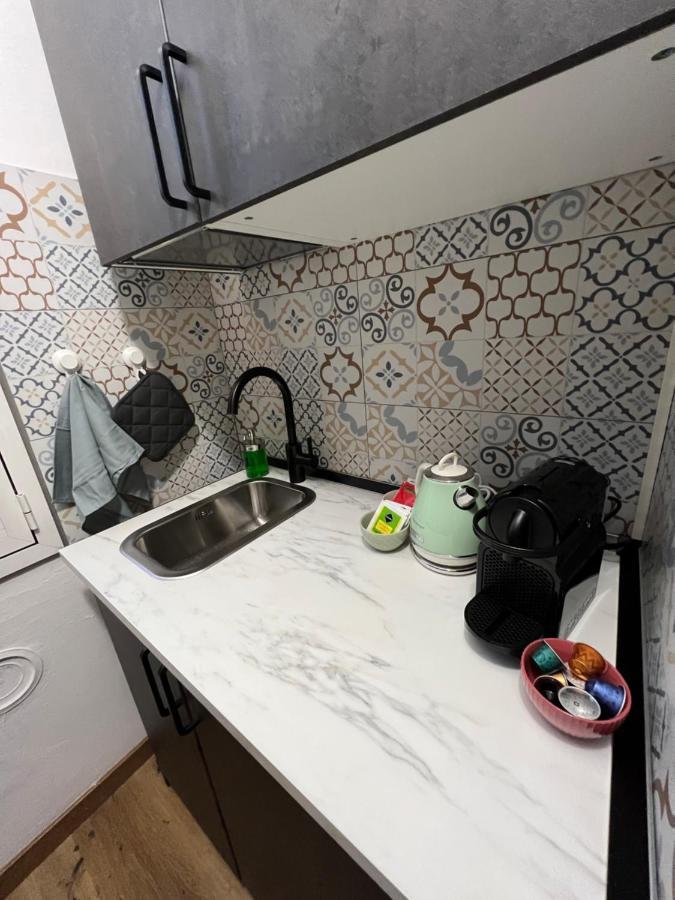 Stylish Apartment 3 Km Away From Duomo - Netflix, Wi-Fi, All Comforts Included Милан Экстерьер фото